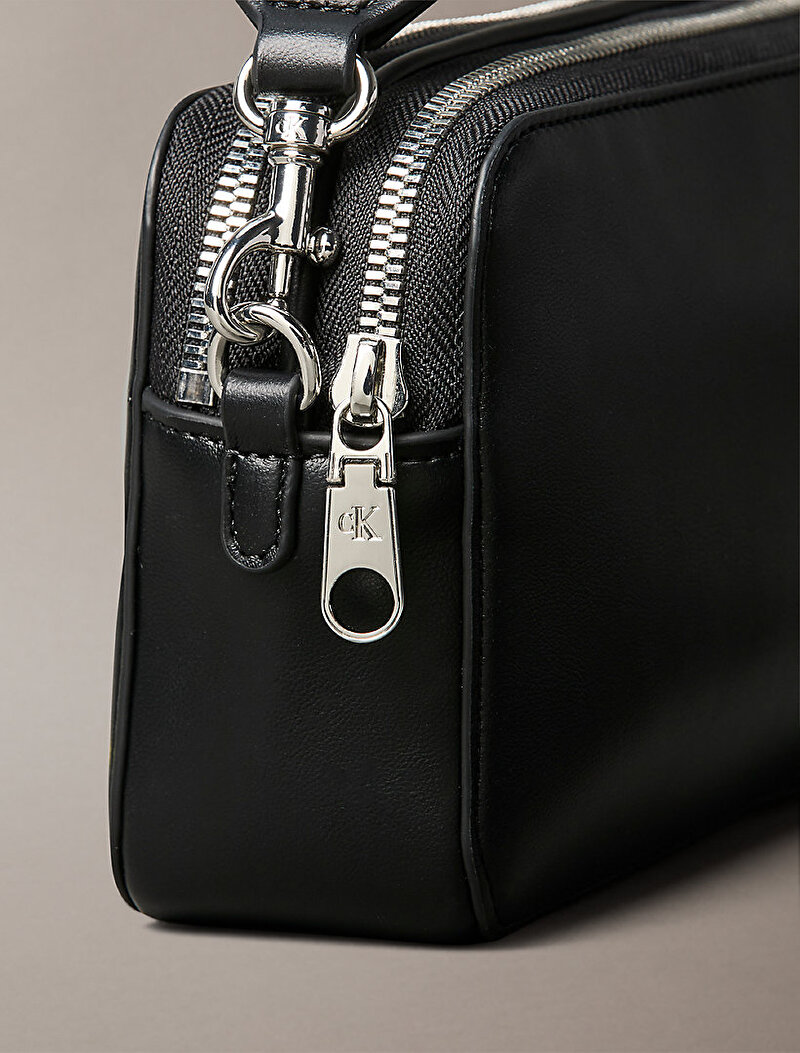 Calvin Klein Siyah Renkli Kadın Webbing Double Strap Çapraz Çanta