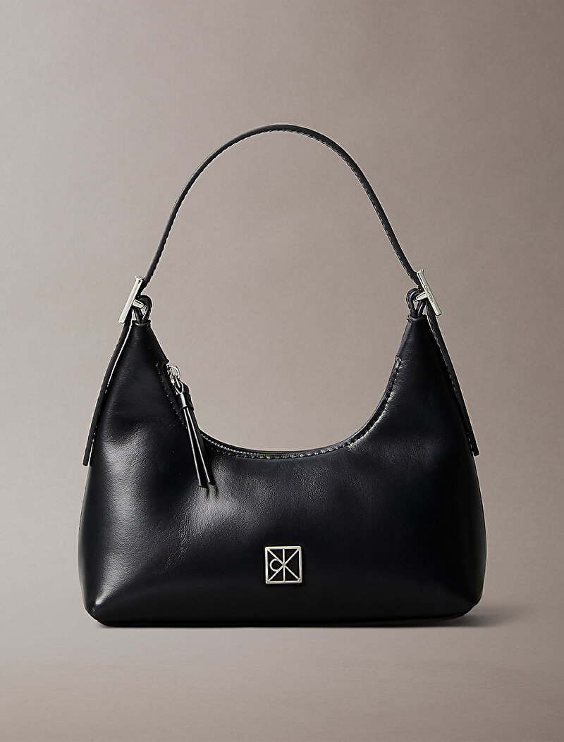 Calvin Klein Siyah Renkli Kadın Emblem Omuz Çantası