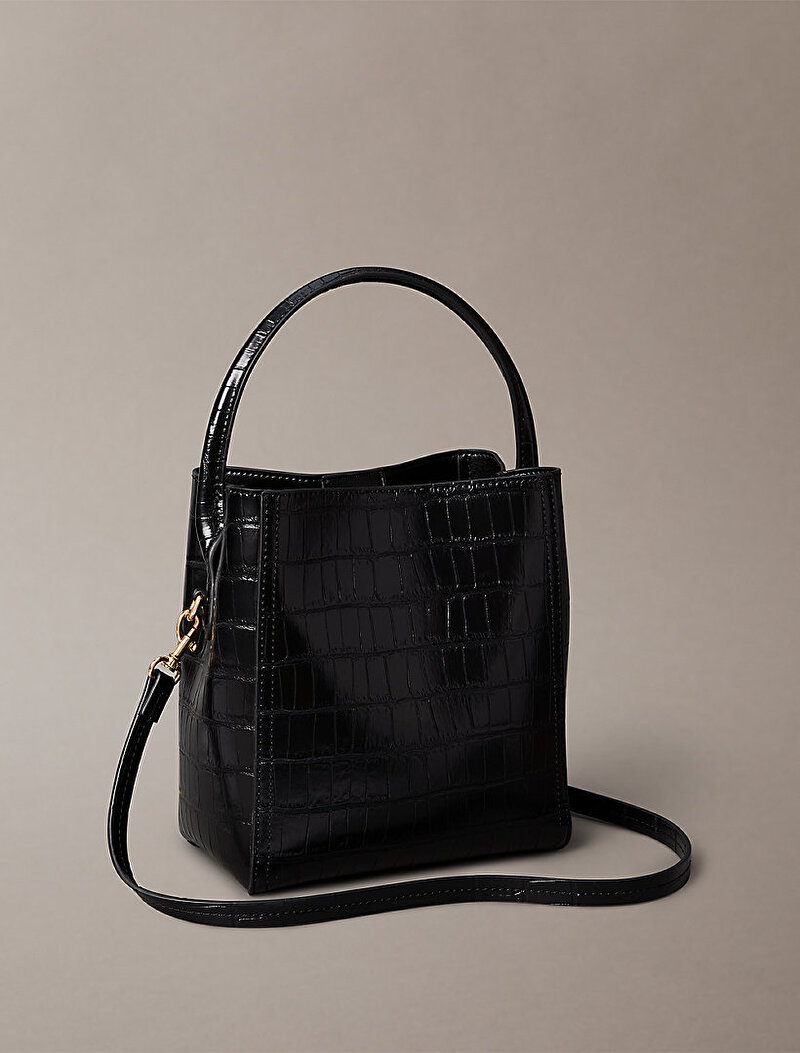 Calvin Klein Siyah Renkli Kadın CK Croc Bucket Çapraz Çanta