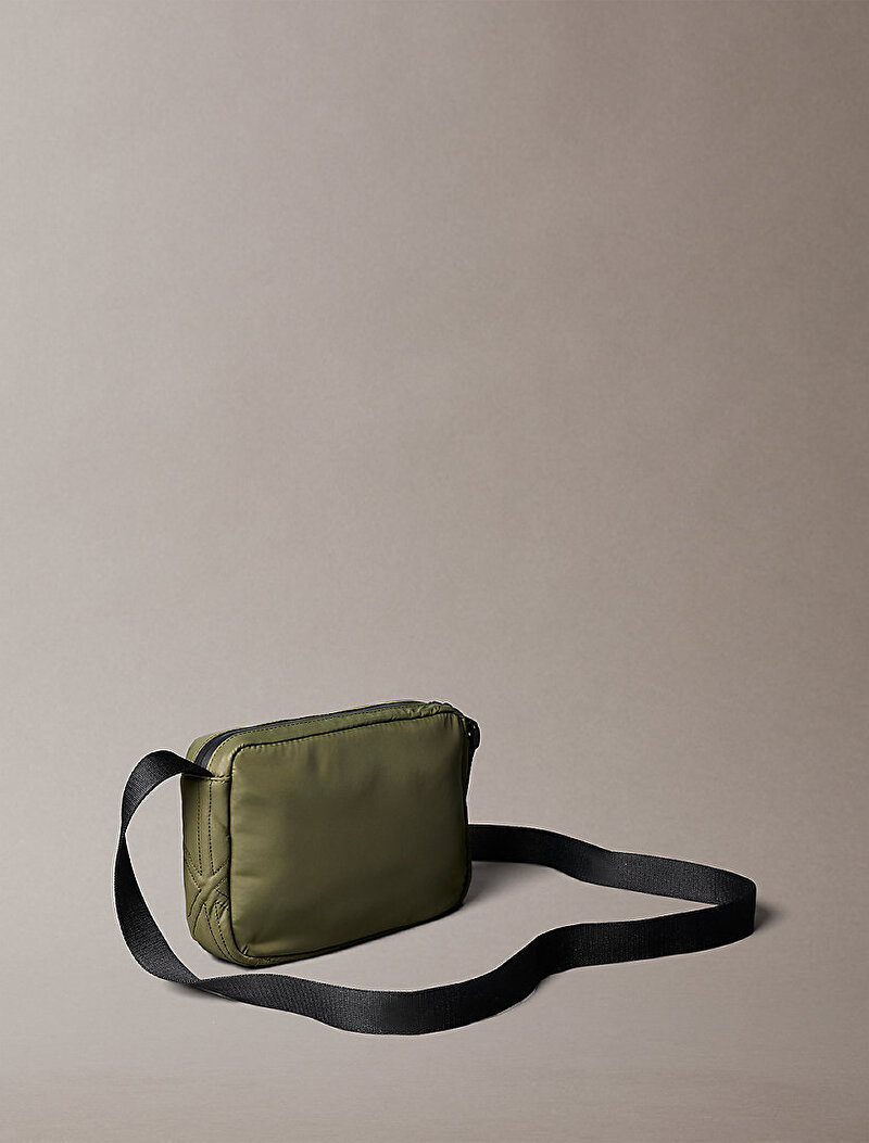 Calvin Klein Yeşil Renkli Erkek Puffer Camera Çanta