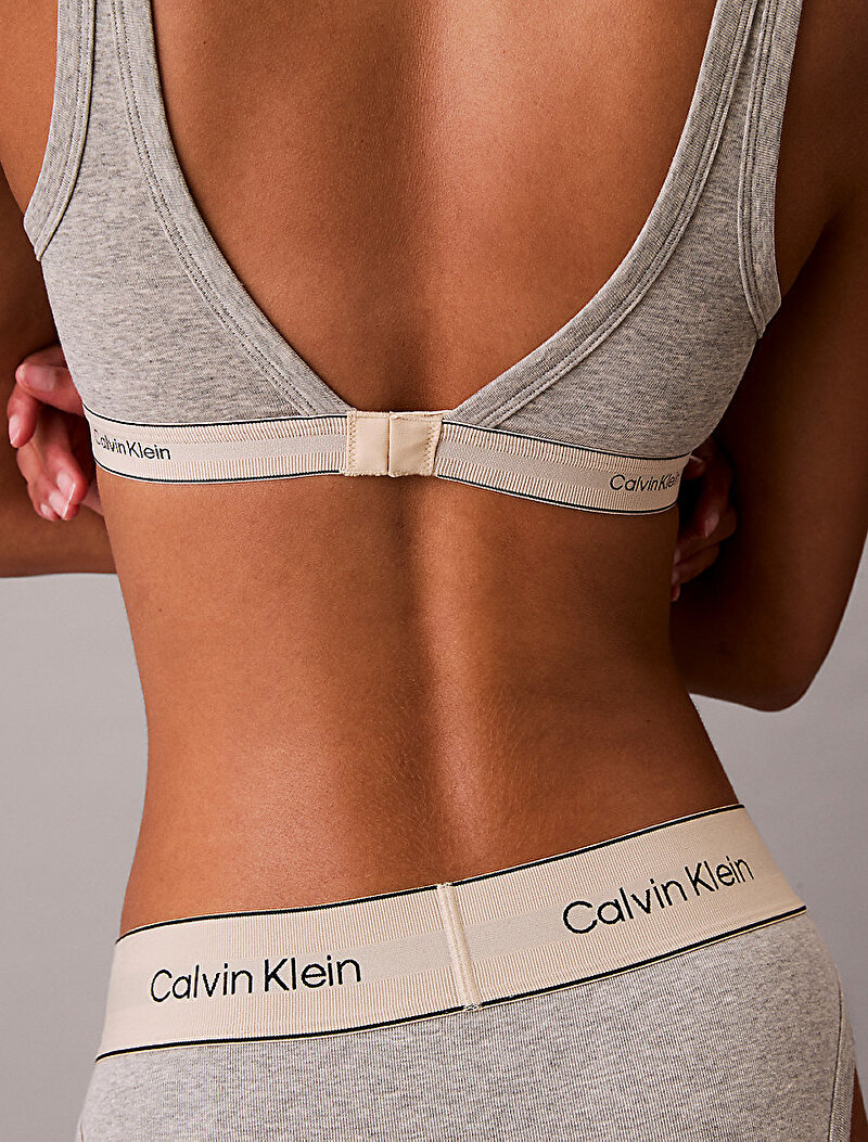 Calvin Klein Gri Renkli Kadın Lightly Lined Triangle Sütyen