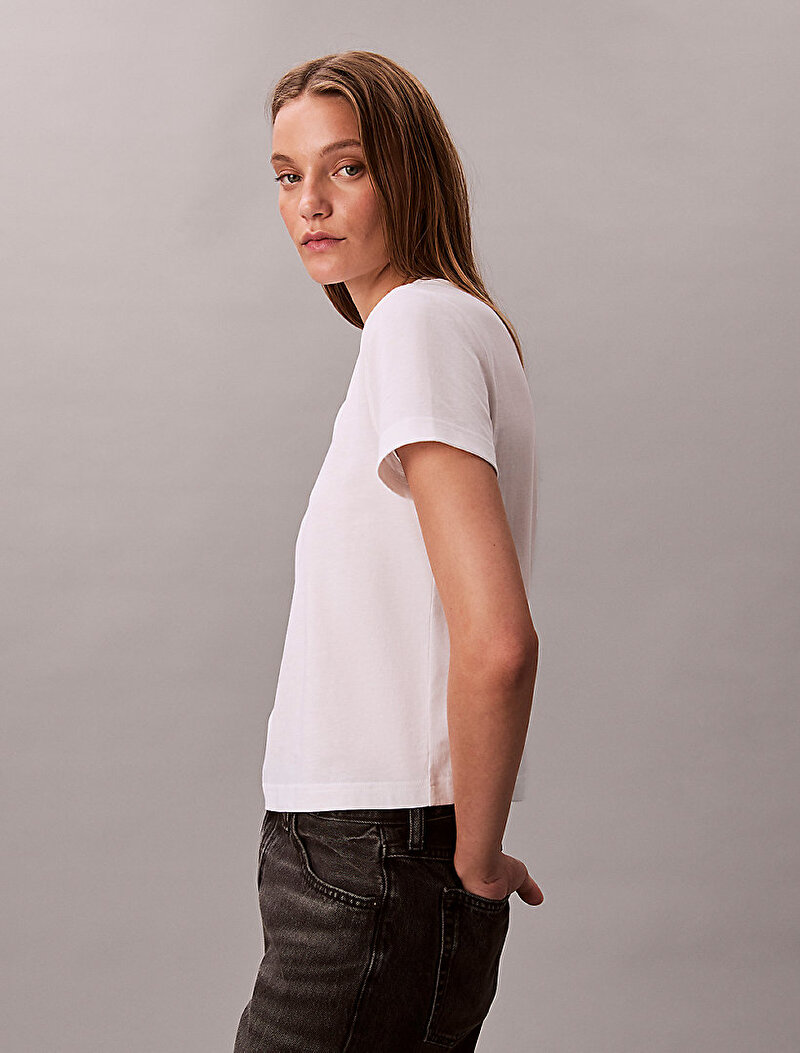 Calvin Klein Beyaz Renkli Kadın Fitted T-shirt