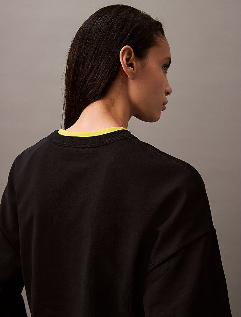 Calvin Klein Siyah Renkli Kadın Archive Logo Sweatshirt