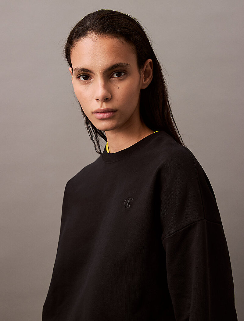 Calvin Klein Siyah Renkli Kadın Archive Logo Sweatshirt