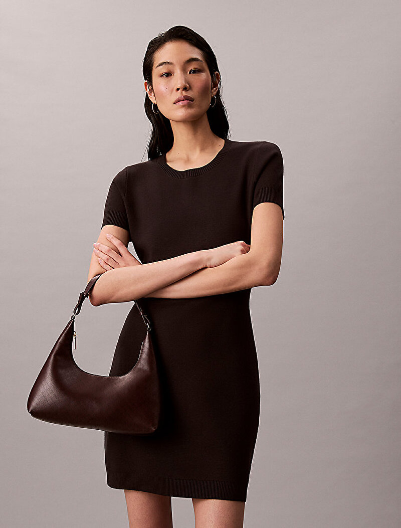 Calvin Klein Kırmızı Renkli Kadın Emblem Omuz Çantası