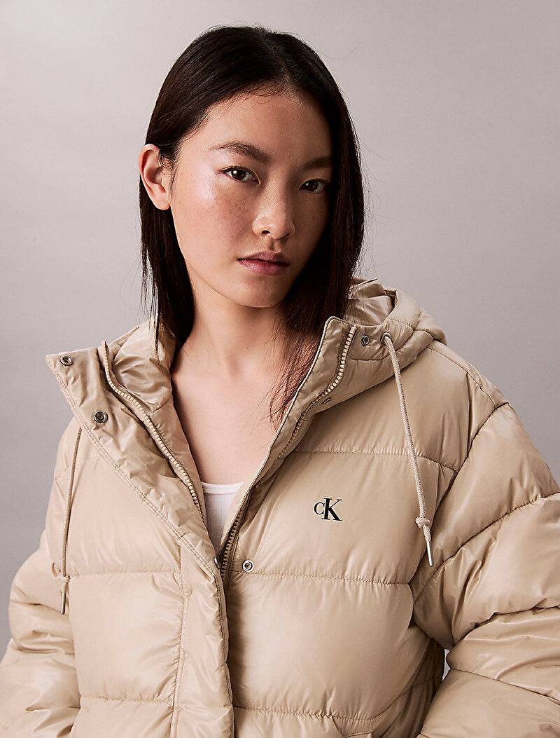 Calvin Klein Bej Renkli Kadın Shine Puffer Mont