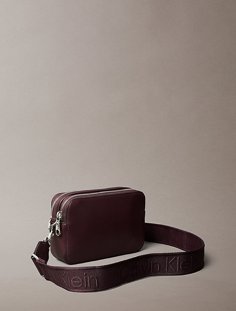 Calvin Klein Kırmızı Renkli Kadın Webbing Double Strap Çapraz Çanta