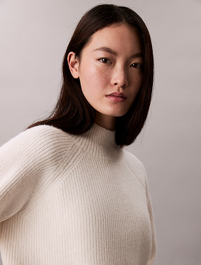 Calvin Klein Beyaz Renkli Kadın Woolen Stitch Kazak