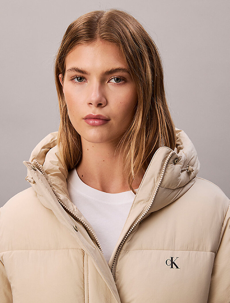 Calvin Klein Bej Renkli Kadın Essential Midweight Puffer Mont