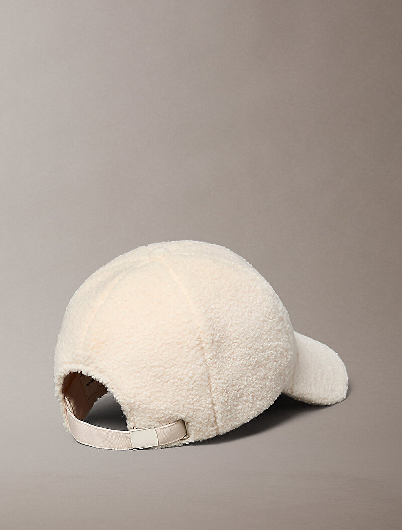 Calvin Klein Bej Renkli Kadın Boucle Patch Şapka