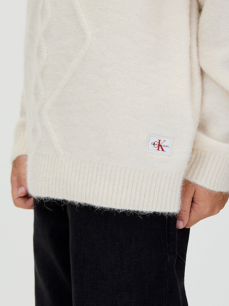 Calvin Klein Bej Renkli Erkek Çocuk Fluffy Kazak