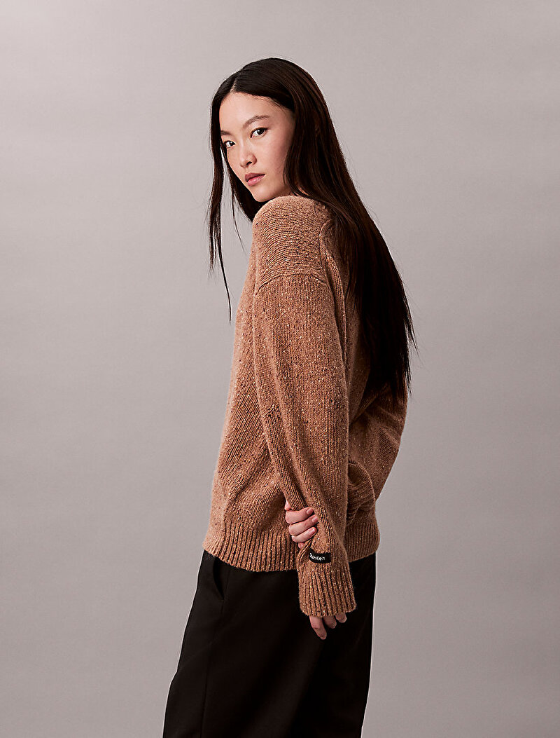 Calvin Klein Bej Renkli Kadın Chunky Neps V Yaka Kazak