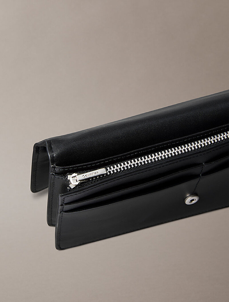 Calvin Klein Siyah Renkli Kadın Emblem Long Bifold Cüzdan