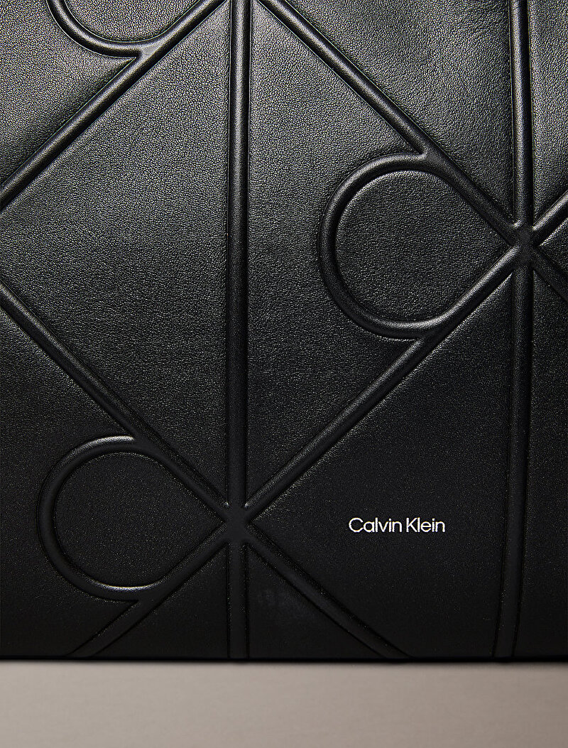 Calvin Klein Siyah Renkli Kadın Eemblem Embossed Tote Çanta
