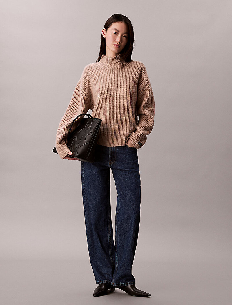 Calvin Klein Siyah Renkli Kadın Eemblem Embossed Tote Çanta