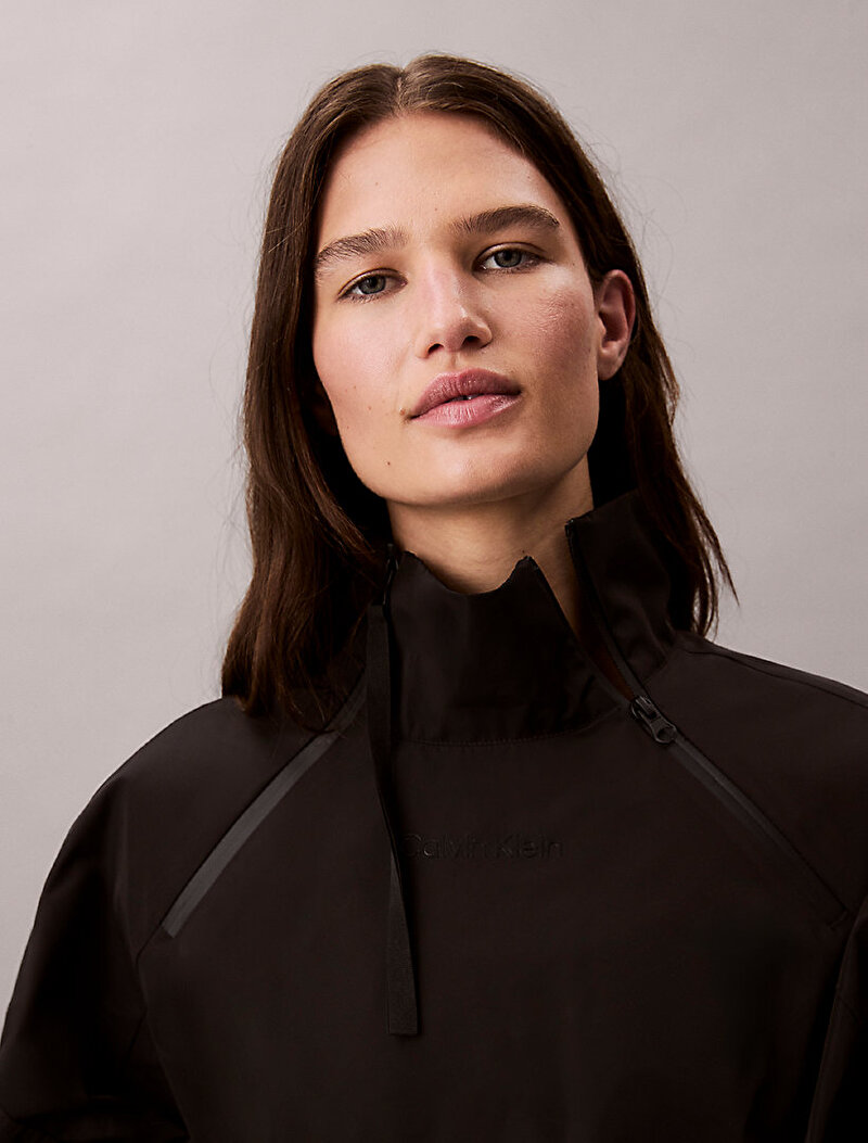 Calvin Klein Siyah Renkli Kadın Tech Pull On Lightweight Ceket