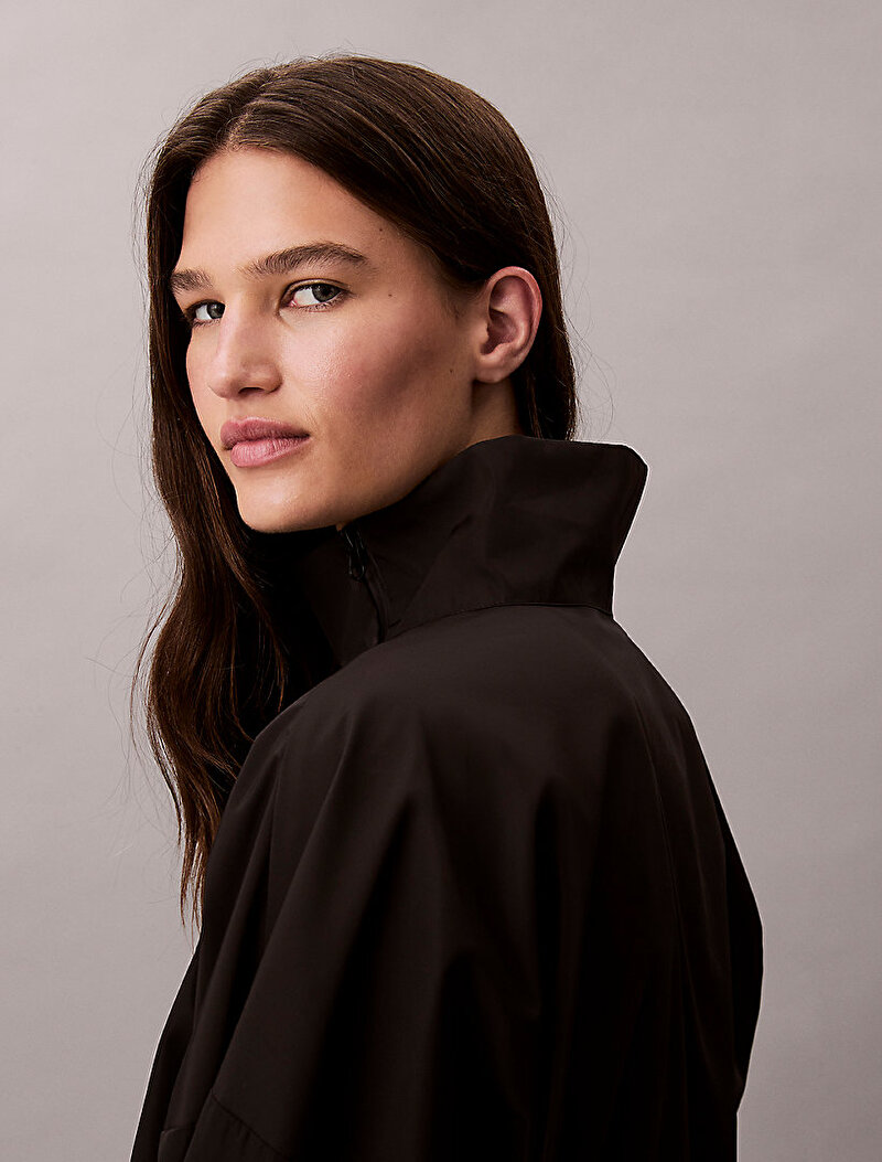 Calvin Klein Siyah Renkli Kadın Tech Pull On Lightweight Ceket