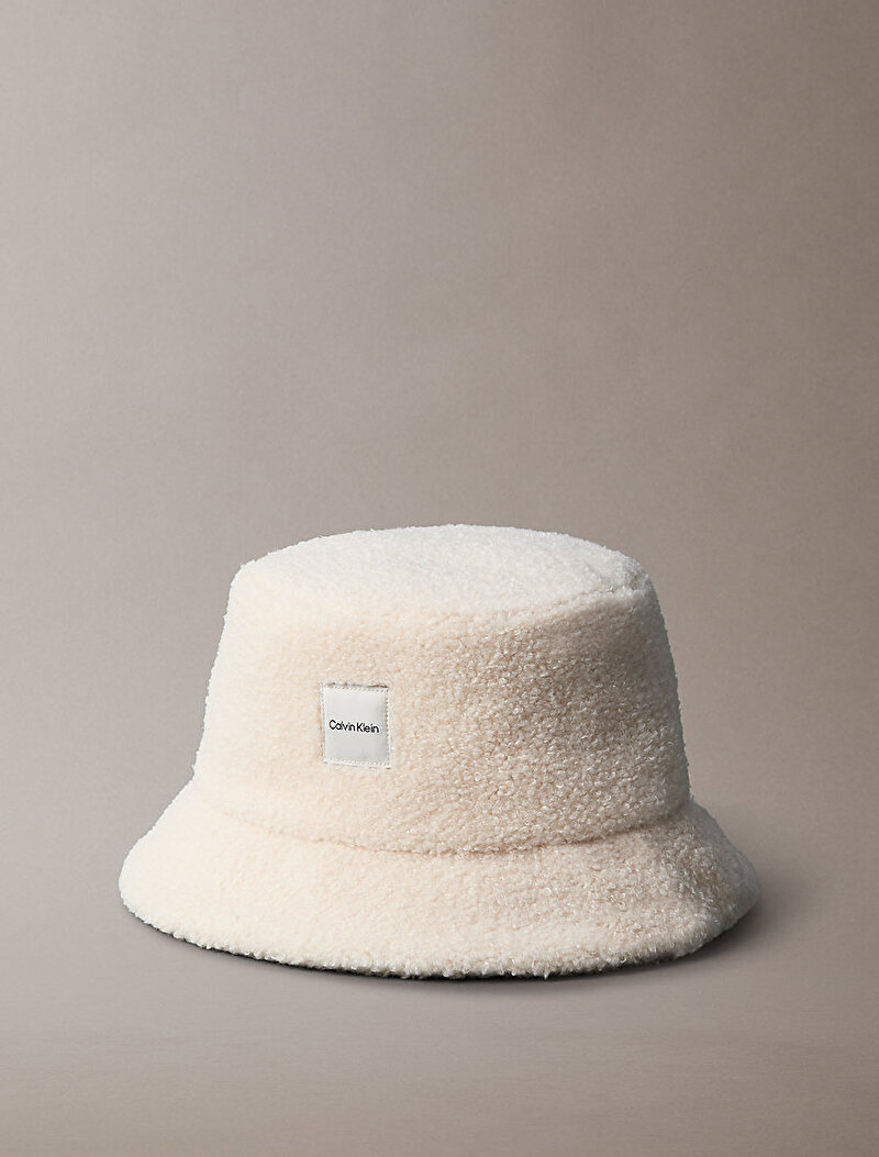 Calvin Klein Bej Renkli Kadın Boucle Patch Bucket Şapka