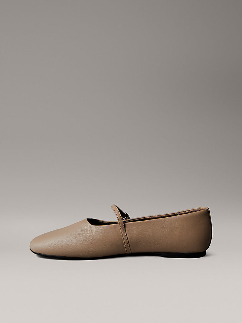 Calvin Klein Bej Renkli Kadın Oblique Babet