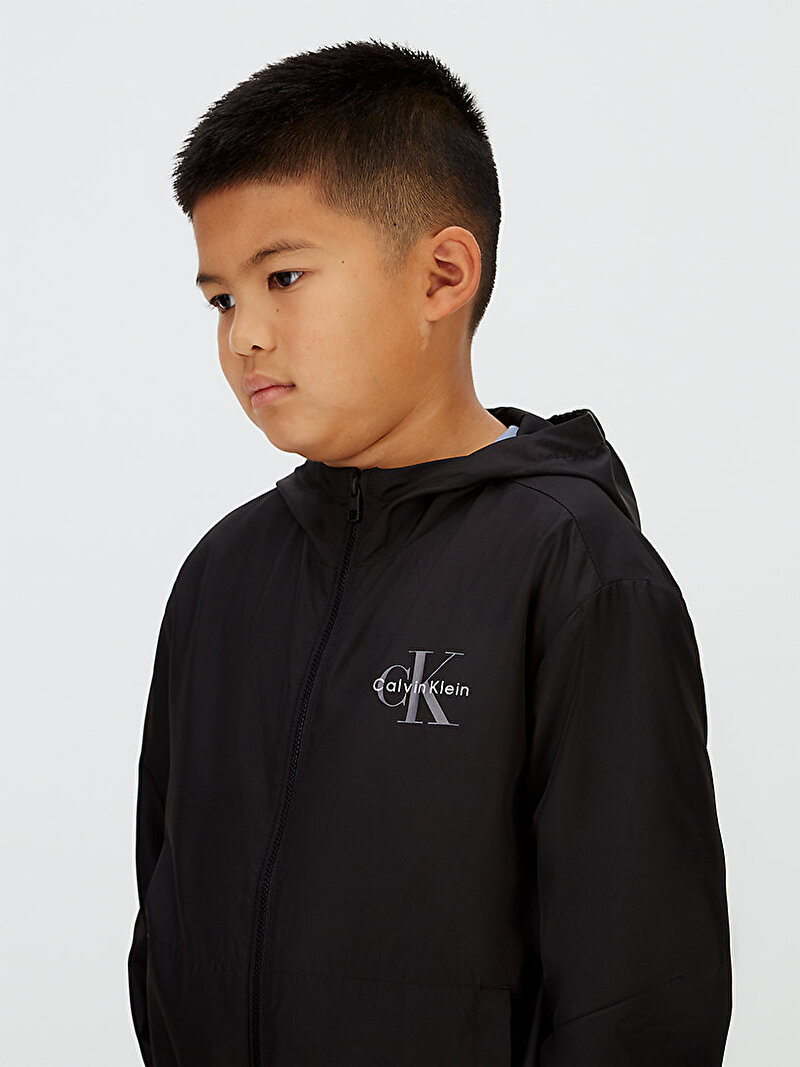 Calvin Klein Siyah Renkli Erkek Çocuk Monologo Essential Rüzgarlık Ceket