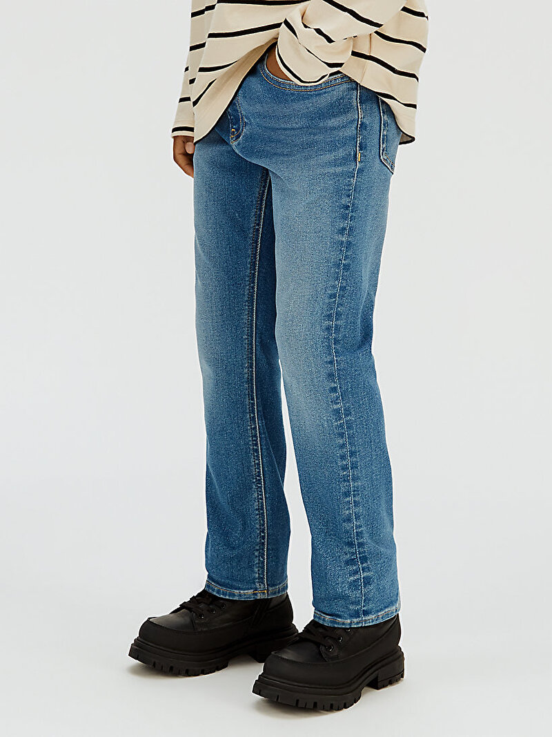 Calvin Klein Mavi Renkli Erkek Çocuk Essential Washed Blue Jean Pantolon