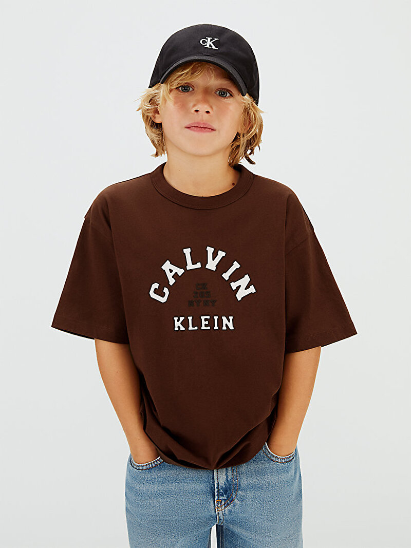 Calvin Klein Kahverengi Renkli Erkek Çocuk Varsity Graphic T-shirt