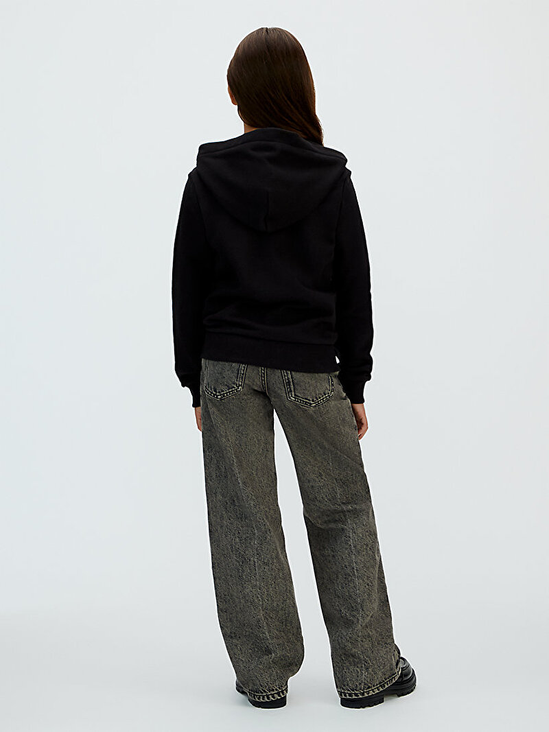 Calvin Klein Siyah Renkli Çocuk Unisex Mini Badge Sweatshirt