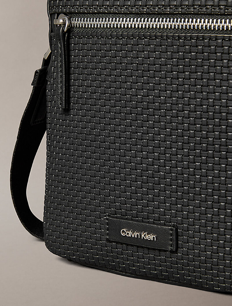 Calvin Klein Siyah Renkli Erkek Embossed Woven Reporter Çanta