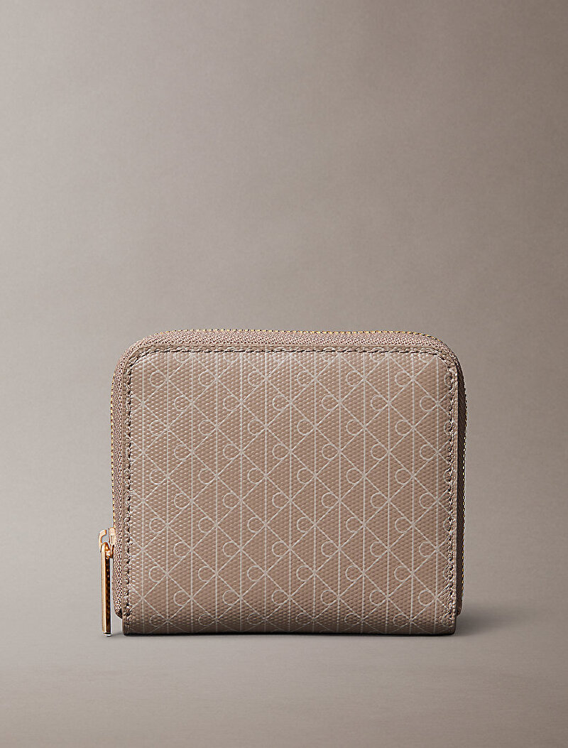 Calvin Klein Bej Renkli Kadın Emblem Square Cüzdan