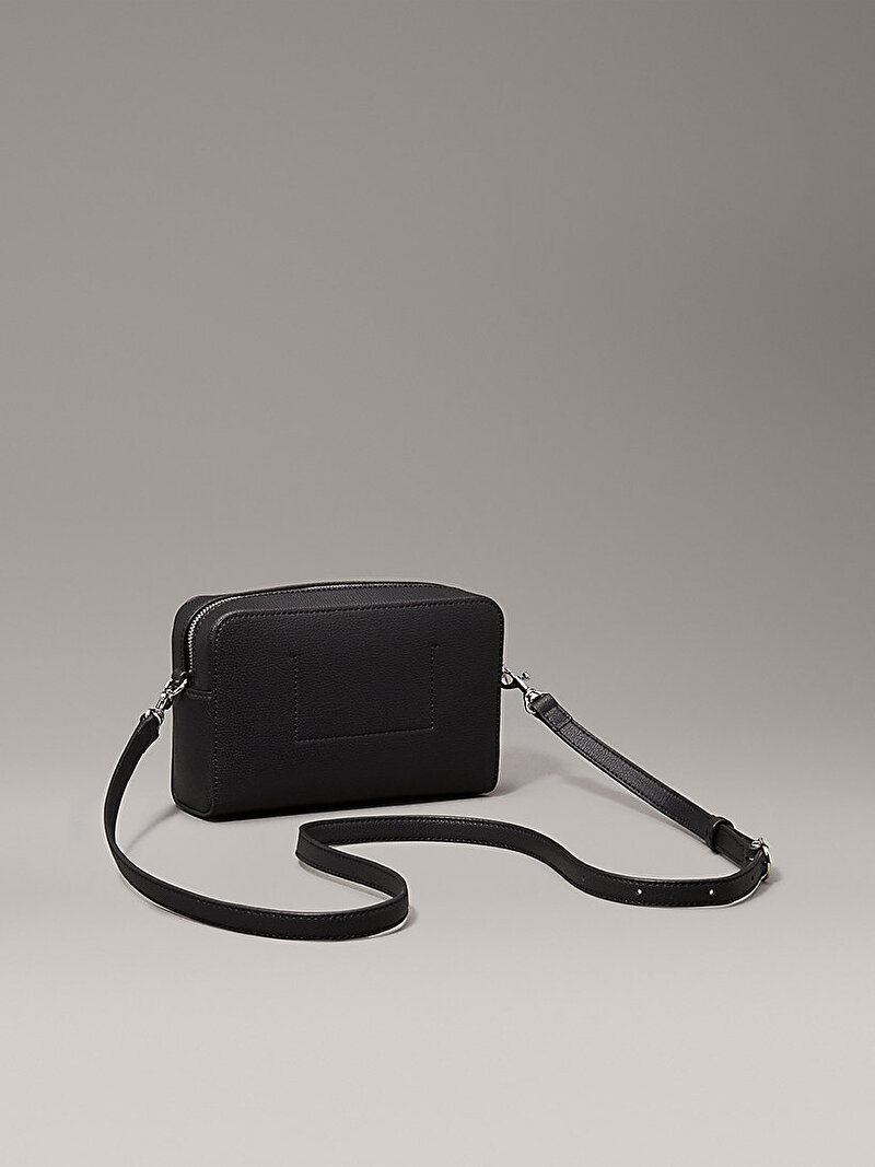 Calvin Klein Siyah Renkli Kadın Minimal Monogram Çapraz Çanta