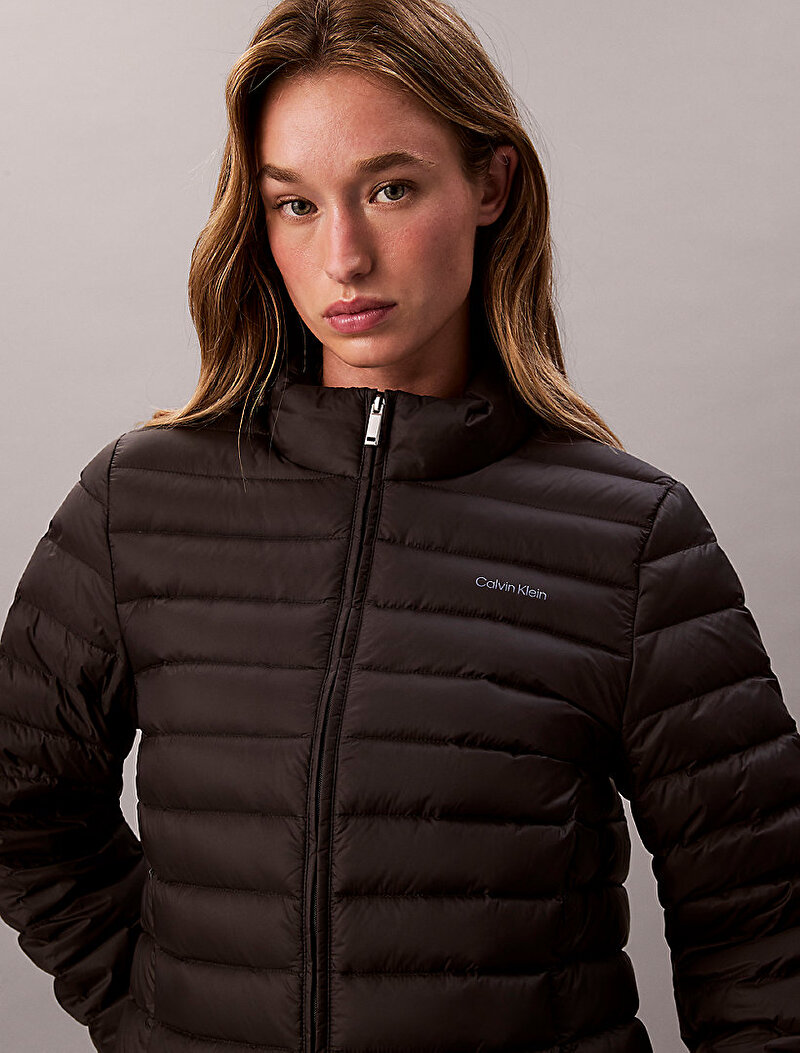 Calvin Klein Siyah Renkli Kadın Ultra Lightweight Mont