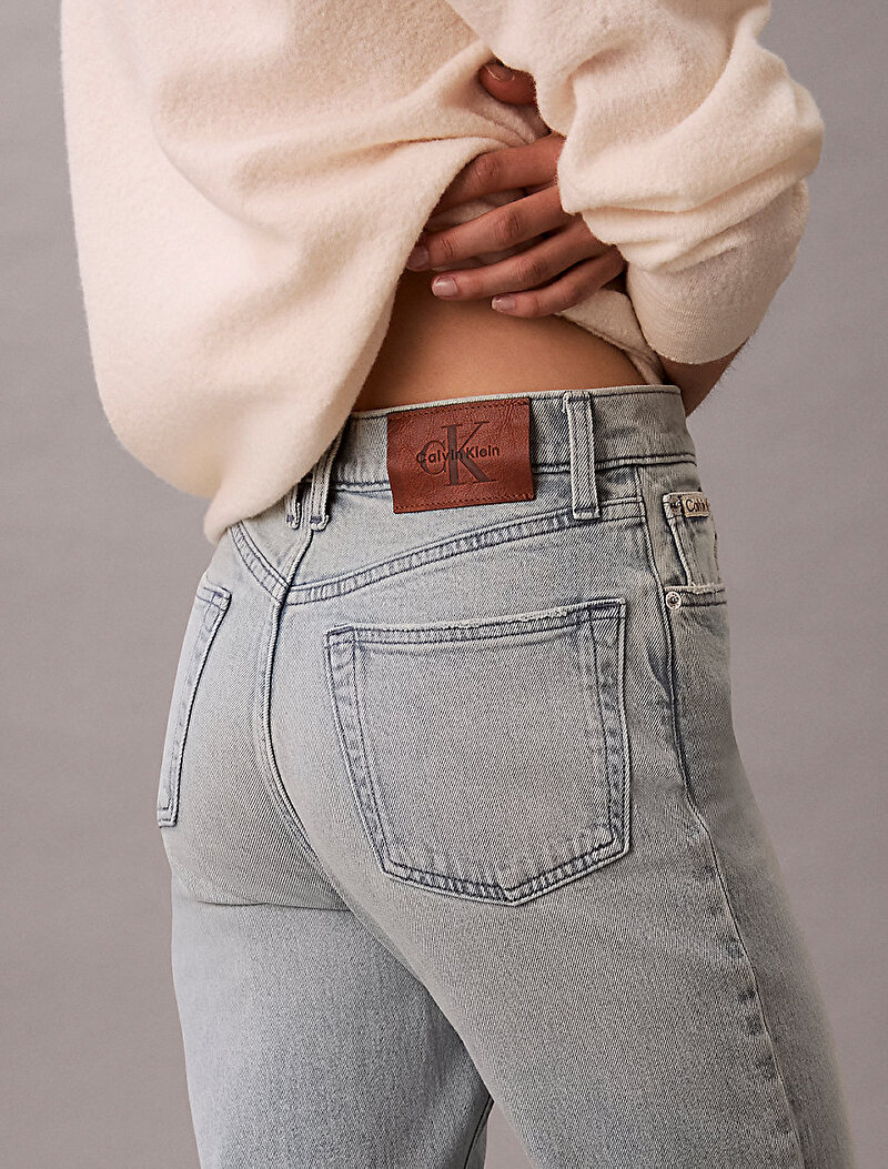 Calvin Klein Mavi Renkli Kadın Taper Jean Pantolon