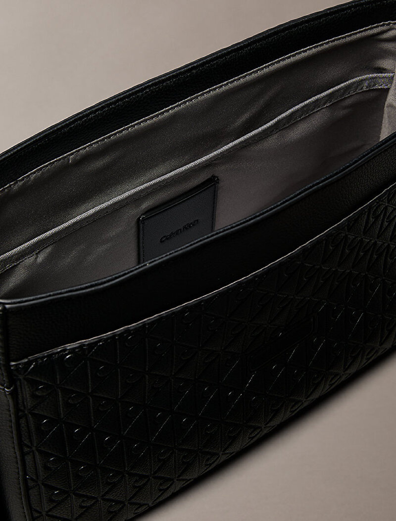 Calvin Klein Siyah Renkli Erkek Embled Embossed Çapraz Çanta