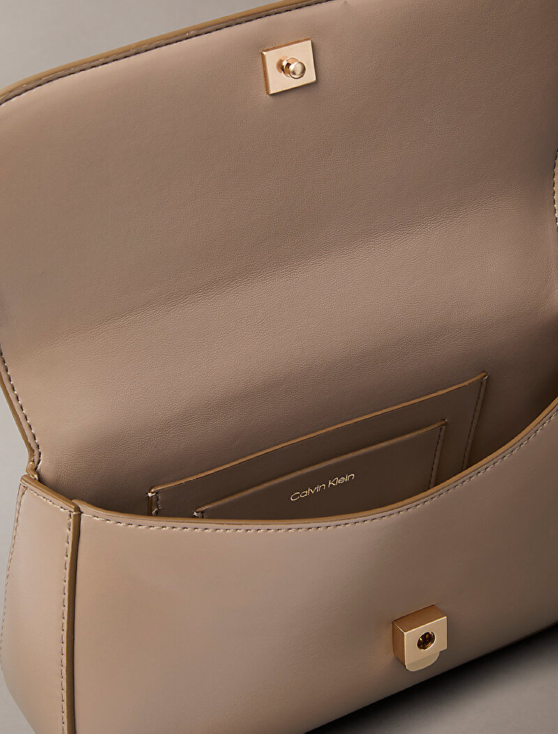 Calvin Klein Bej Renkli Kadın Ck Convertible Chain Çapraz Çanta