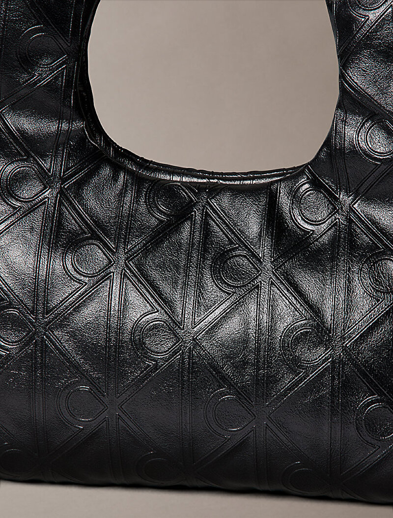 Calvin Klein Siyah Renkli Kadın Emblem Puffer Çapraz Çanta