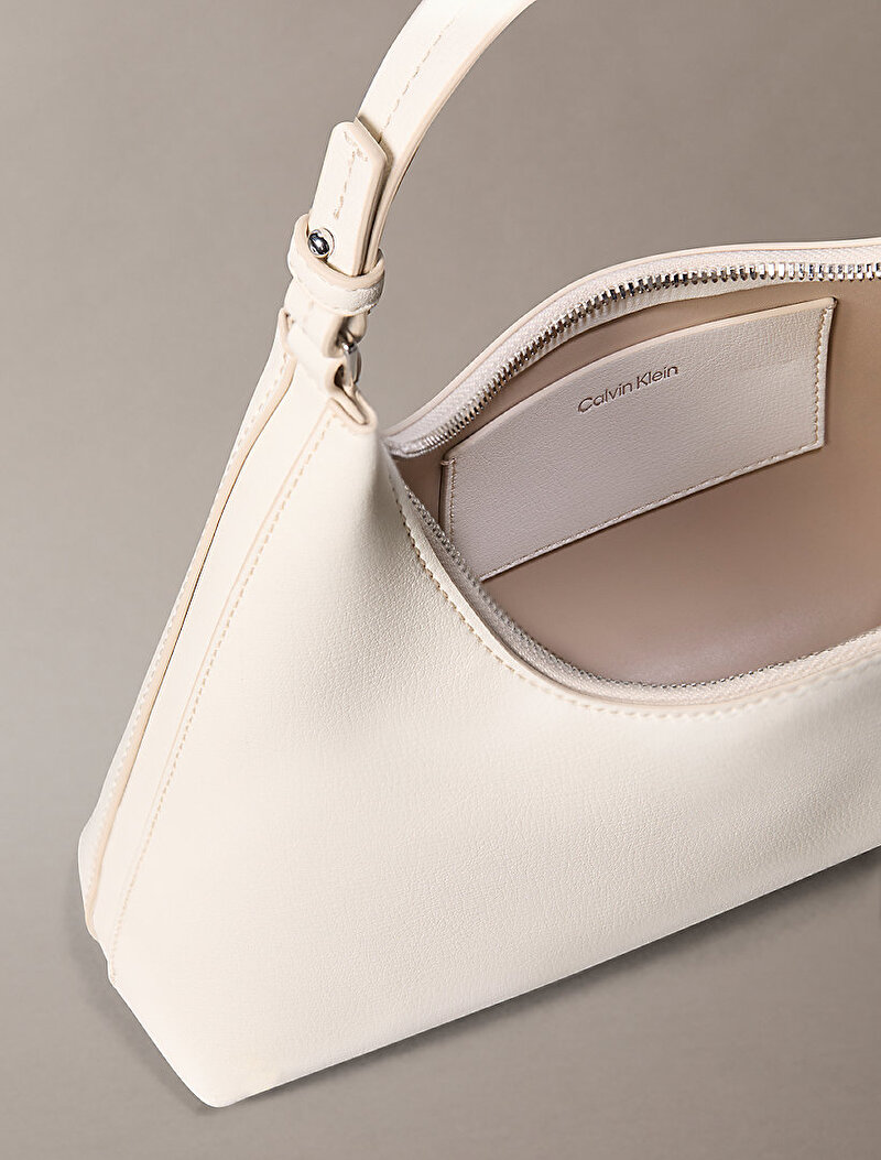 Calvin Klein Beyaz Renkli Kadın Foil Logo Omuz Çantası