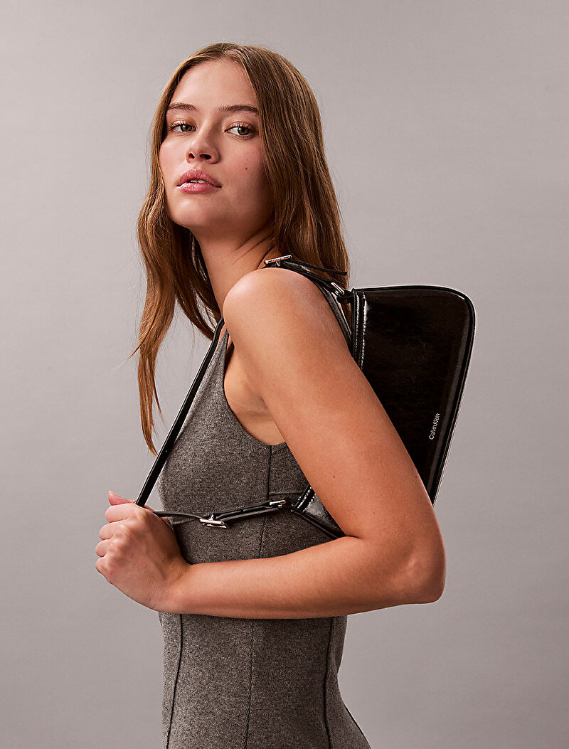 Calvin Klein Siyah Renkli Kadın Ck Metallic Small Omuz Çantası