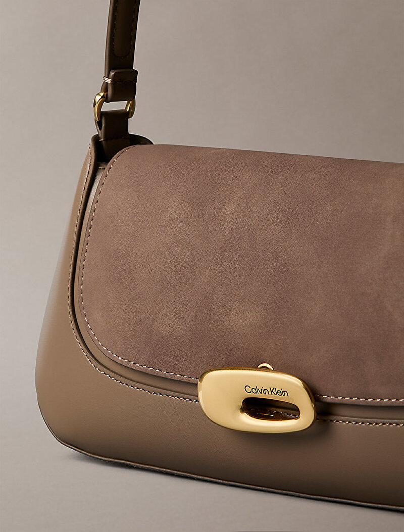 Calvin Klein Bej Renkli Kadın Hardware Brushed Omuz Çantası