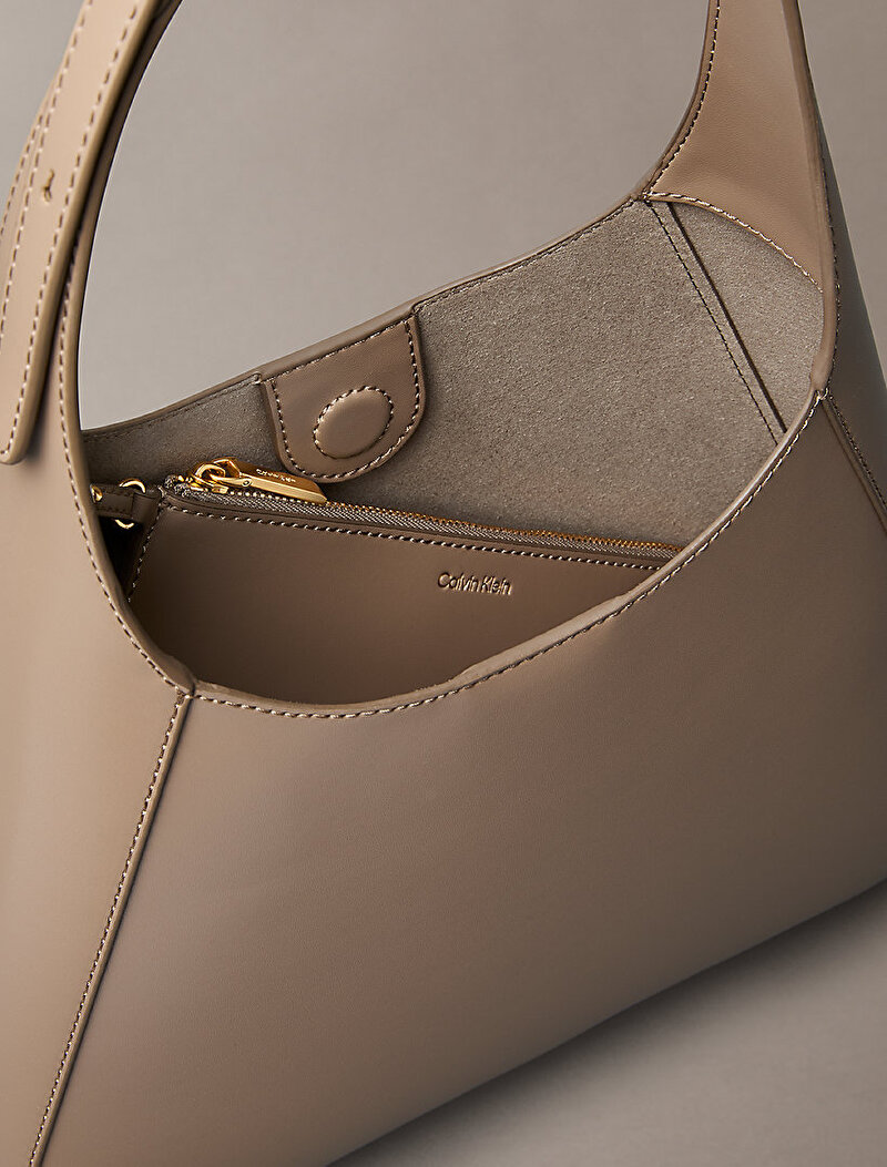 Calvin Klein Bej Renkli Kadın Hardware Adj Strap Omuz Çantası