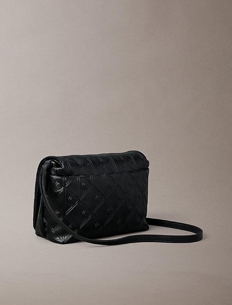 Calvin Klein Siyah Renkli Kadın Emblem Aop Puffer Çapraz Çanta