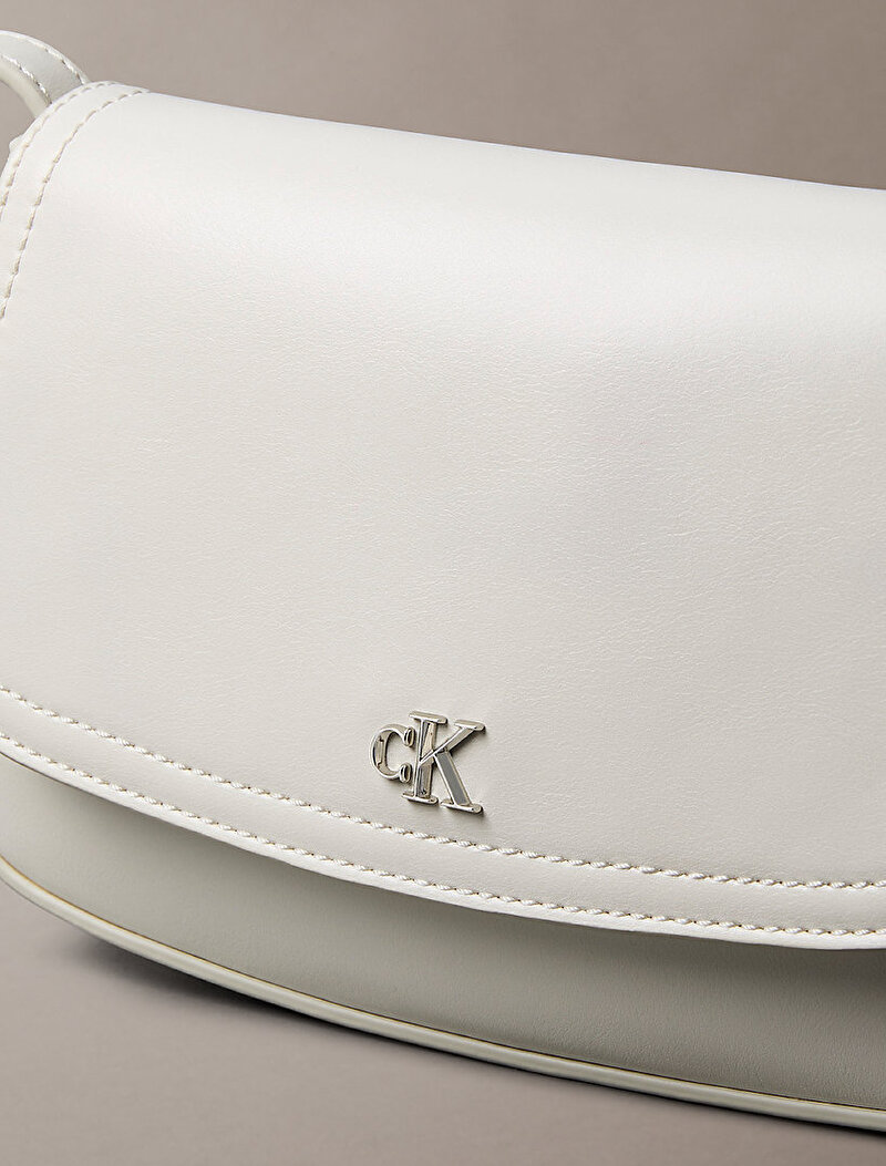 Calvin Klein Beyaz Renkli Kadın Ck Flap Camera Çantası