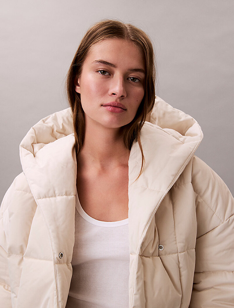 Calvin Klein Bej Renkli Kadın Mid Weight Satin Mont