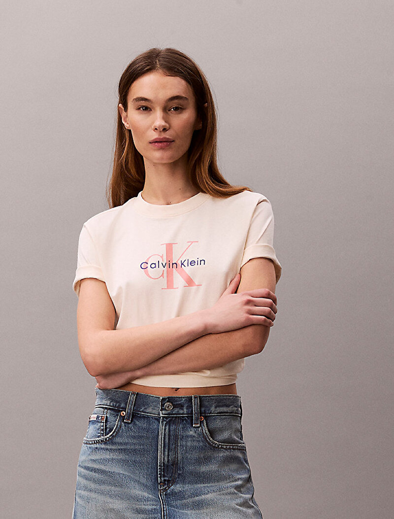 Calvin Klein Beyaz Renkli Kadın Hero Classic Mono T-shirt