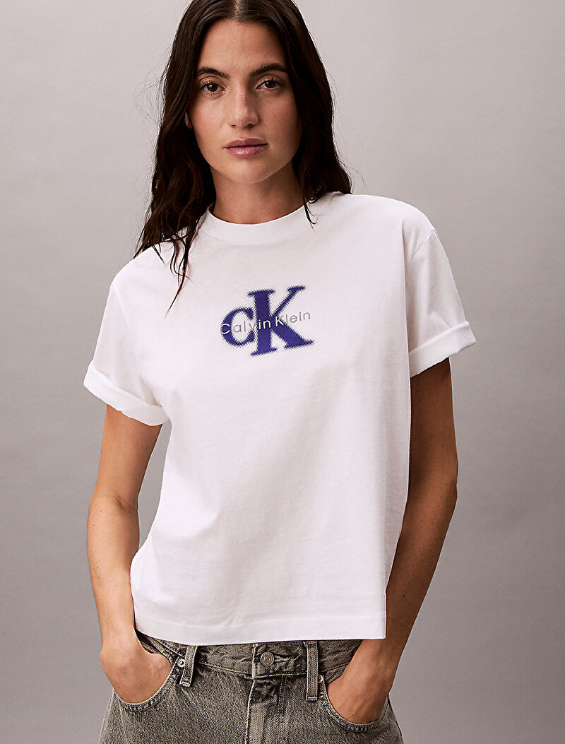 Calvin Klein Beyaz Renkli Kadın Boxy Seasonal T-shirt