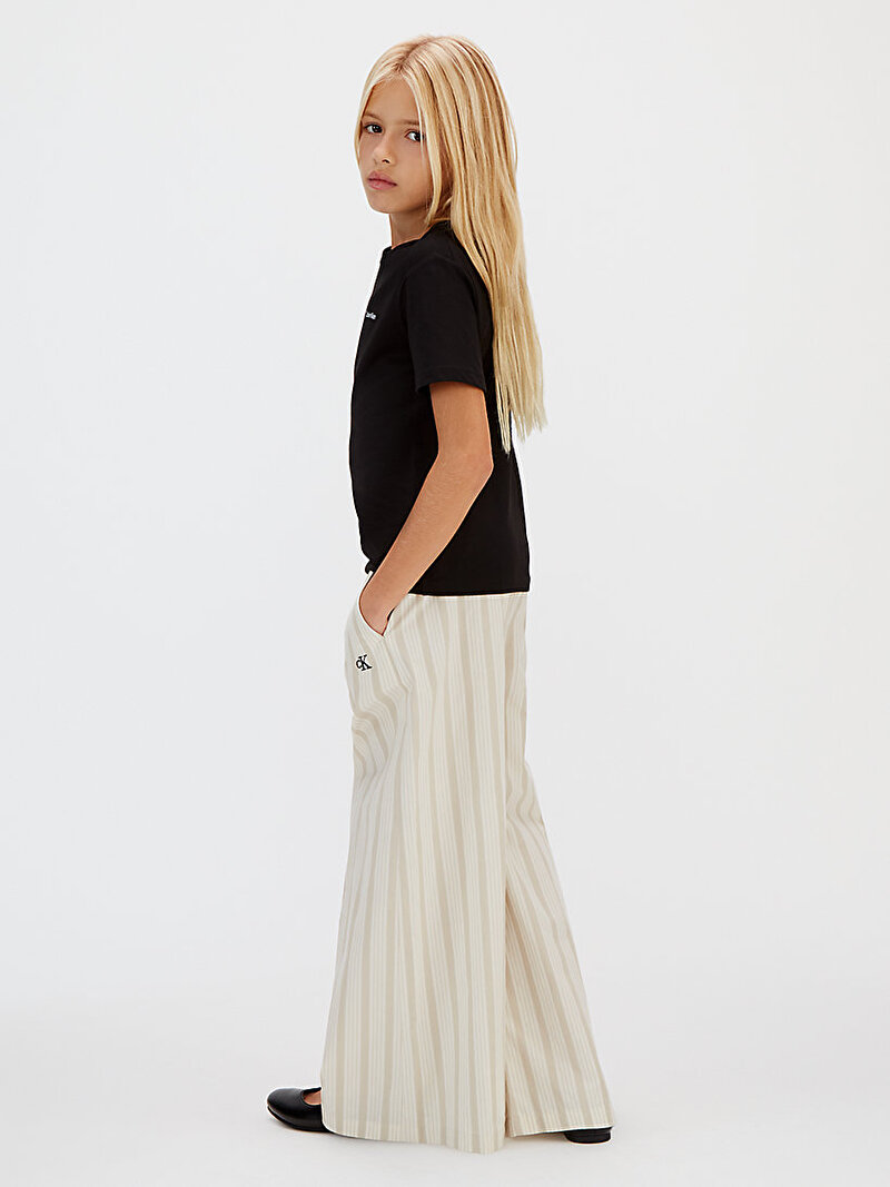 Calvin Klein Siyah Renkli Çocuk Unisex Chest Logo T-shirt