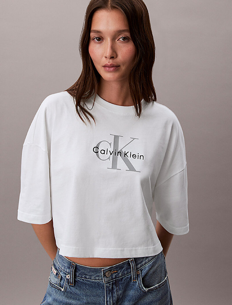 Calvin Klein Beyaz Renkli Kadın Boxy Crop Monologo T-shirt