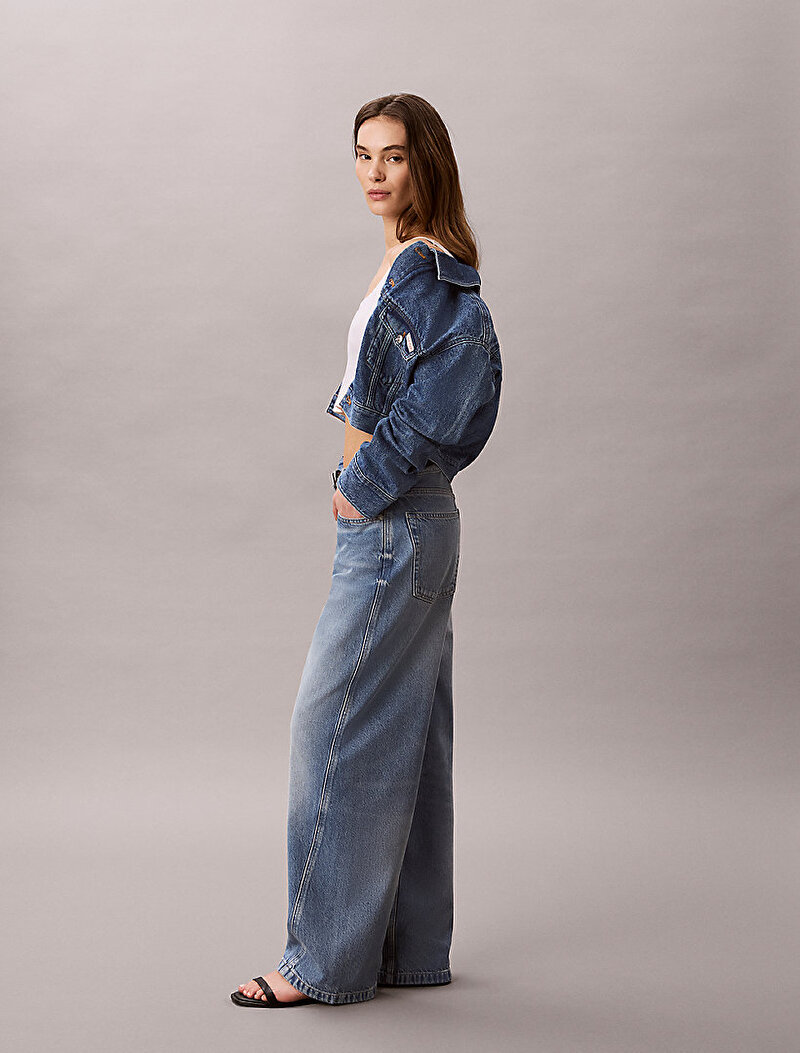 Calvin Klein Mavi Renkli Kadın Cropped Trucker Denim Ceket