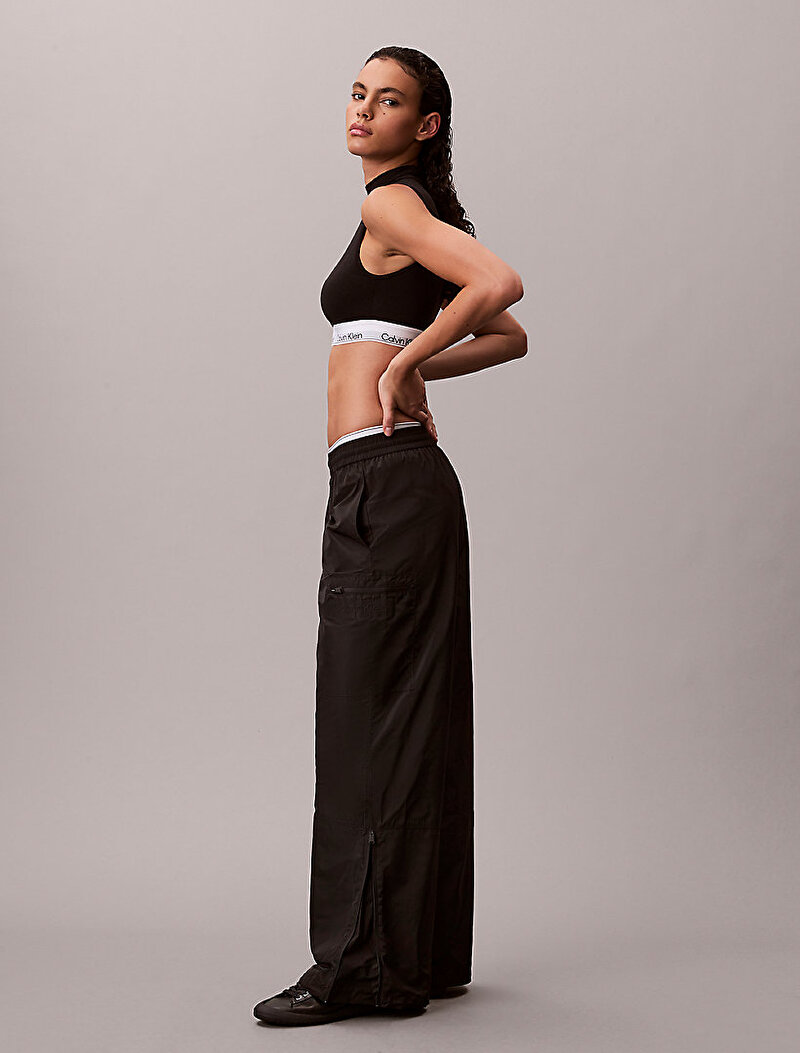 Calvin Klein Siyah Renkli Kadın Tech Zipper Pantolon