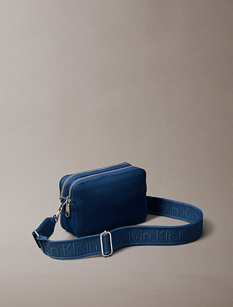Calvin Klein Mavi Renkli Kadın Webbing Strap Çapraz Çanta