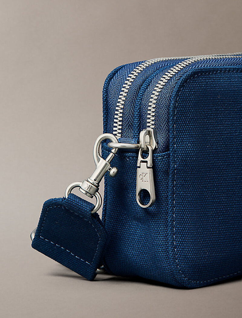 Calvin Klein Mavi Renkli Kadın Webbing Strap Çapraz Çanta